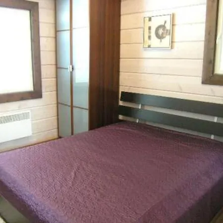 Holiday Aurinkovilla A